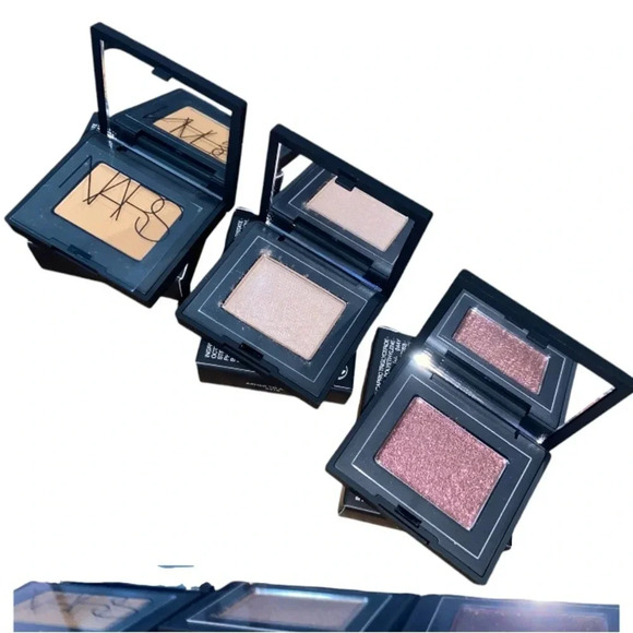 New NARS Eyeshadow - Picture 3 of 3